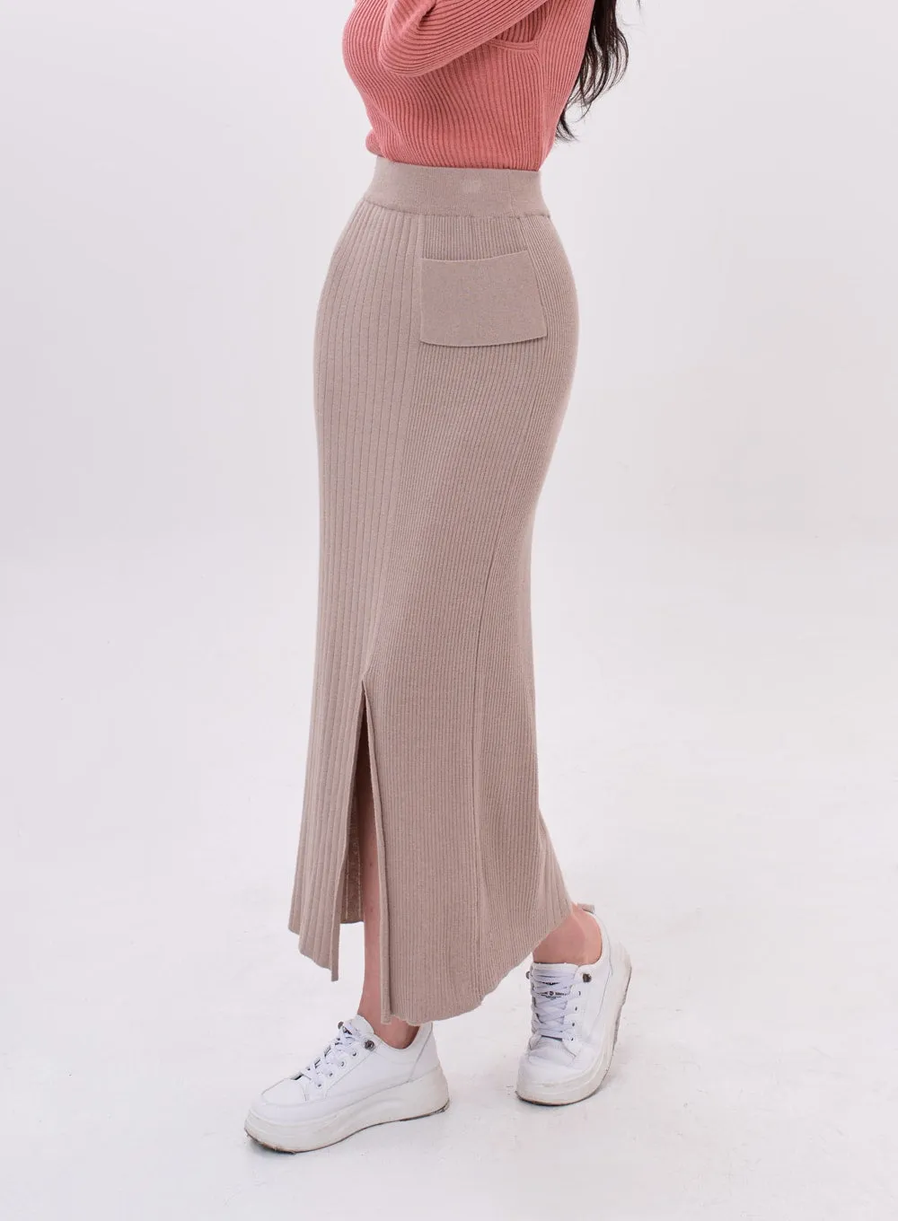 Bending Slit H-Line Long Skirt IS15