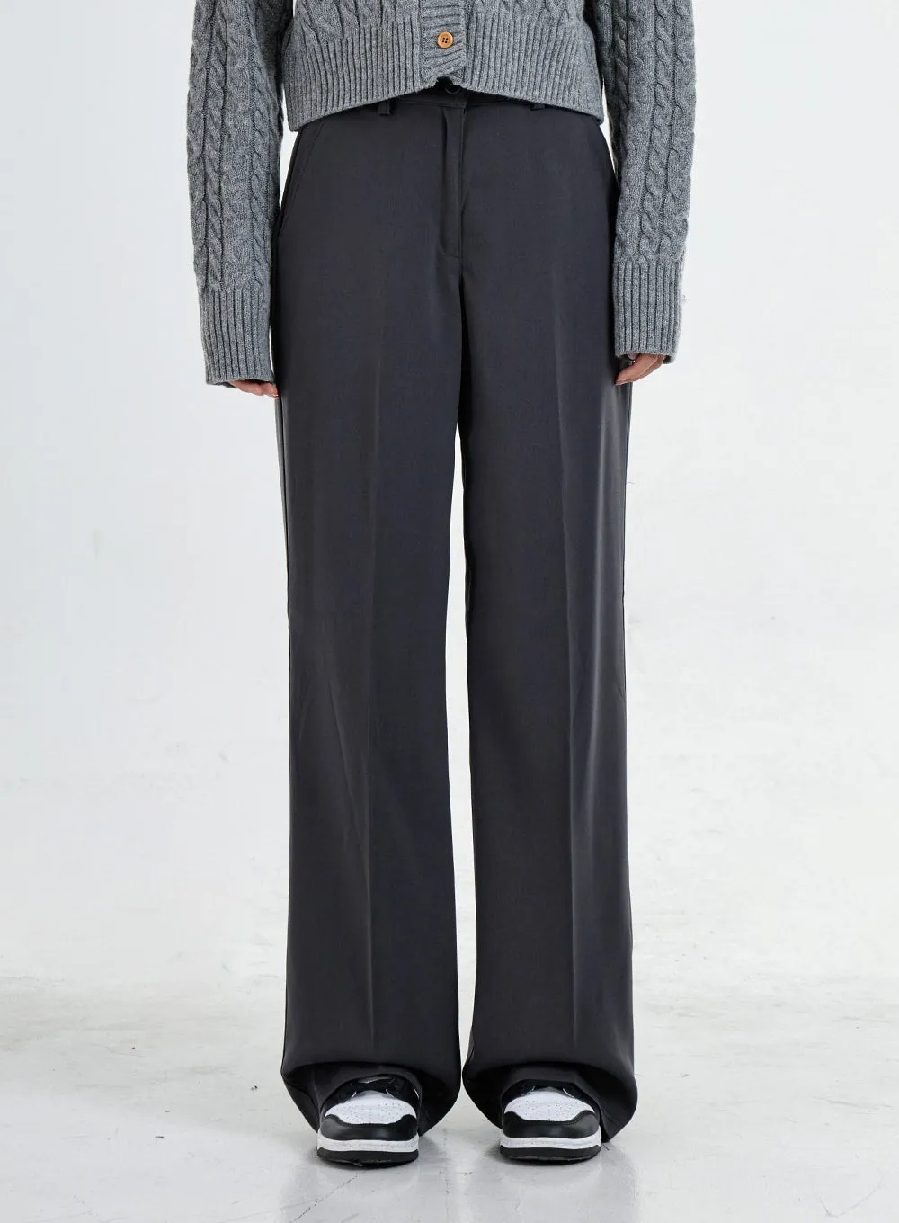 Button Embroidery Crop Knit Cardigan CO06