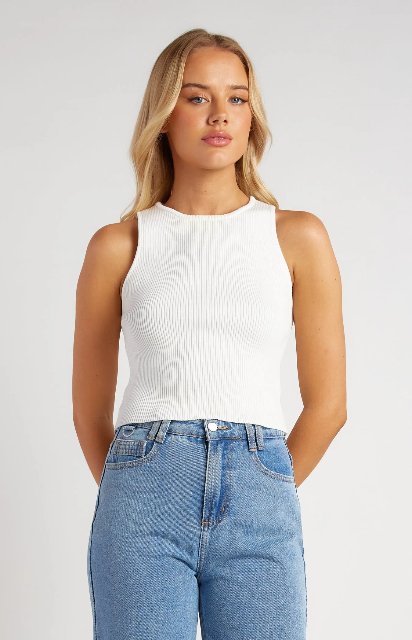 Clove Sleeveless Knit Top - White