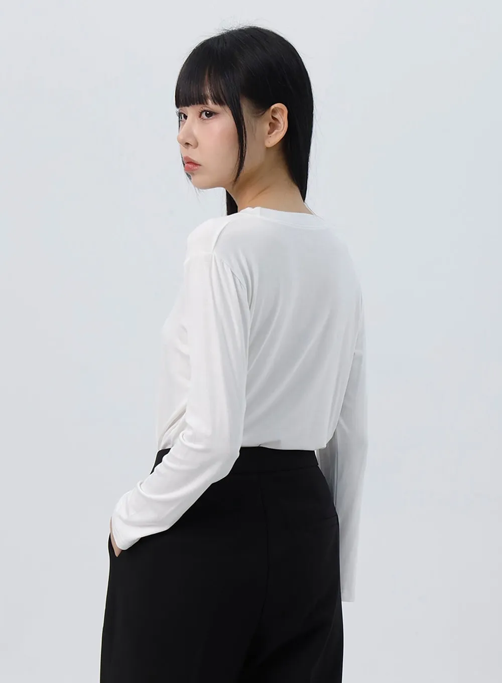 Comfy Round Neck T-Shirt IO326
