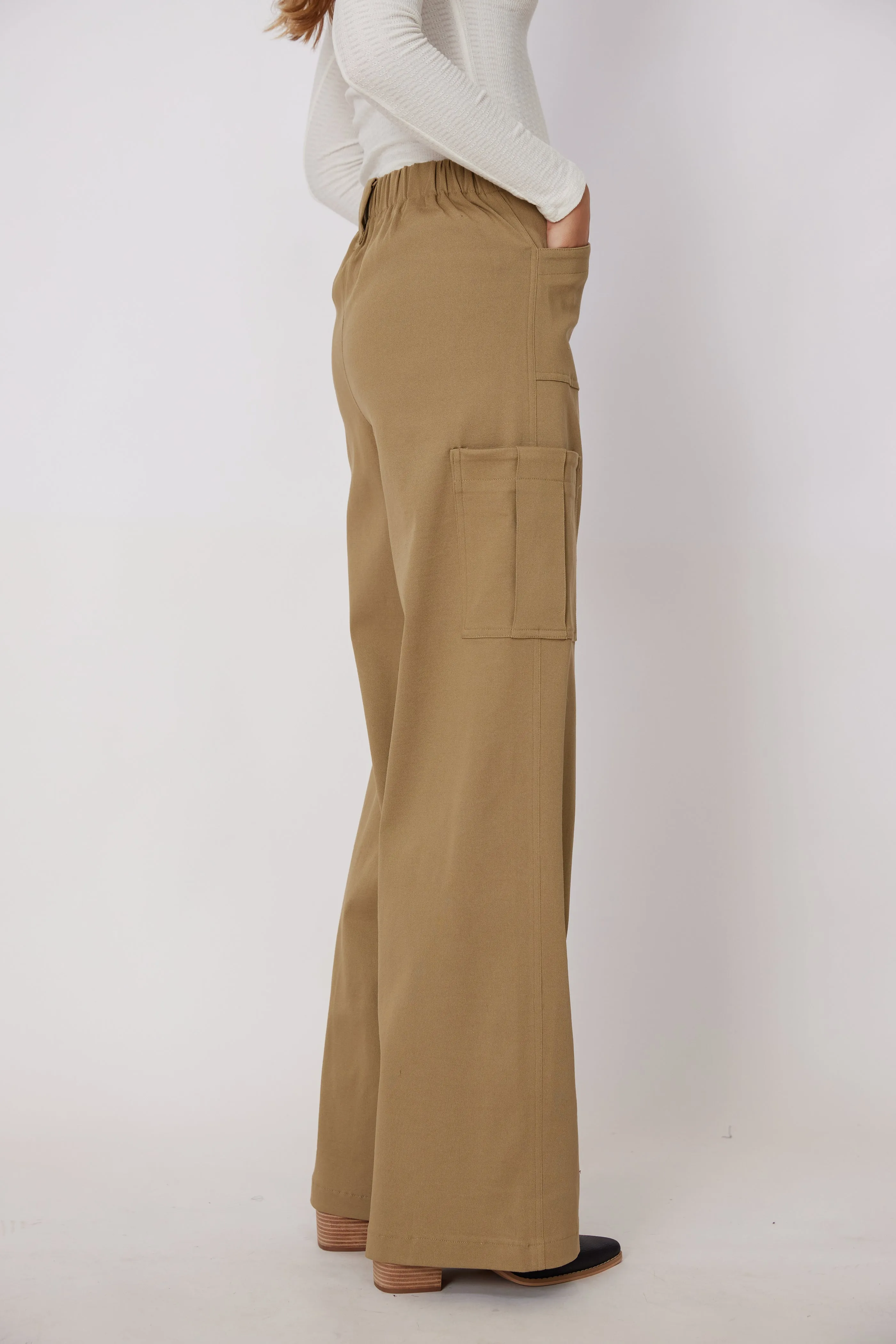 Leland Wide Leg Cargo Pants