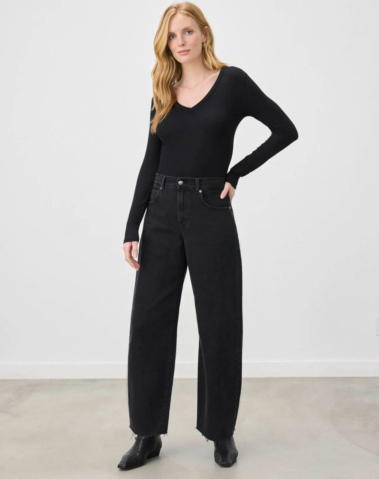 Valley Rib V-Neck